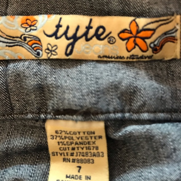 Fitted, Bell bottom, jeans - Picture 7 of 7